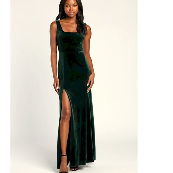 Lulus Elegant Sweetie Emerald Green Velvet Square Neck Maxi Dress Medium NWOT - Picture 1 of 5